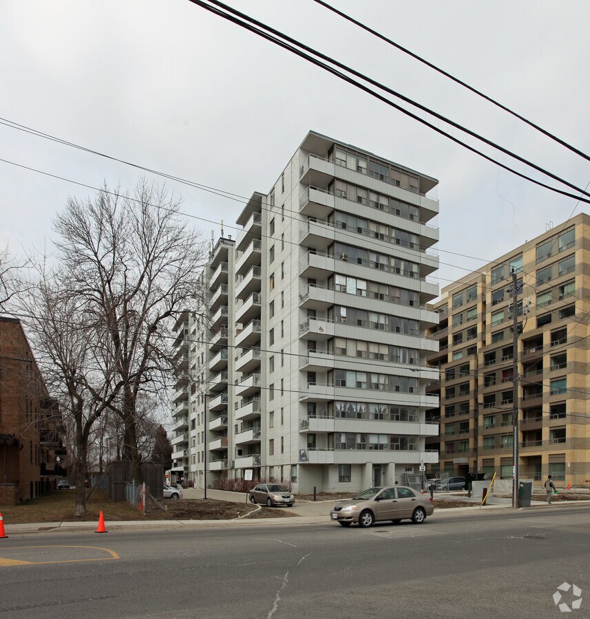 Photo - Birchmount Park Towers