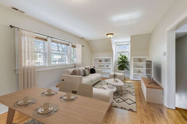 Photo - 1327 Church St