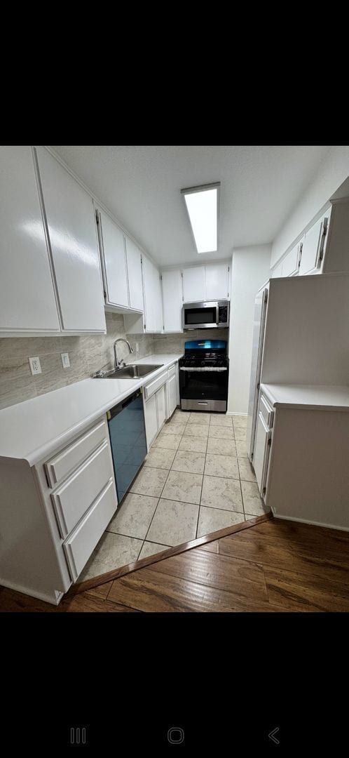 Building Photo - Gresham Street Apartments Unit 107