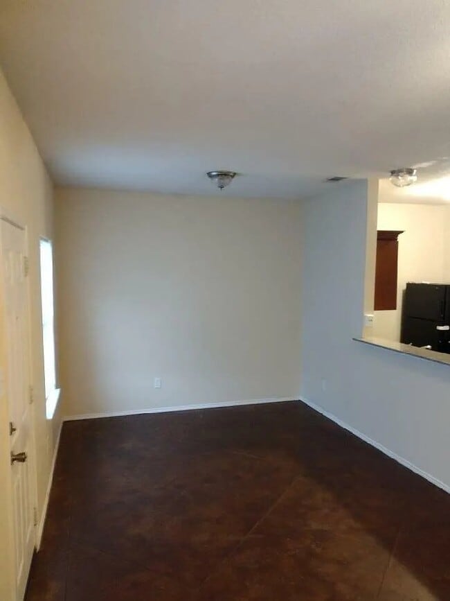 Photo - 2343 Aldergate Dr