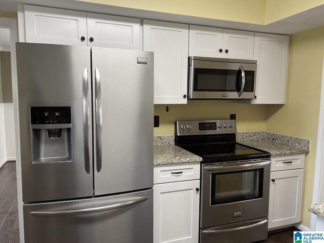 2608 Bridlewood Cir