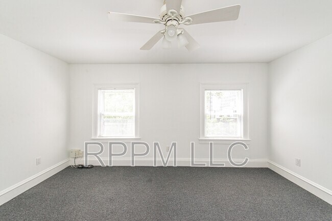 Photo - 146 Sussex St Unit 3