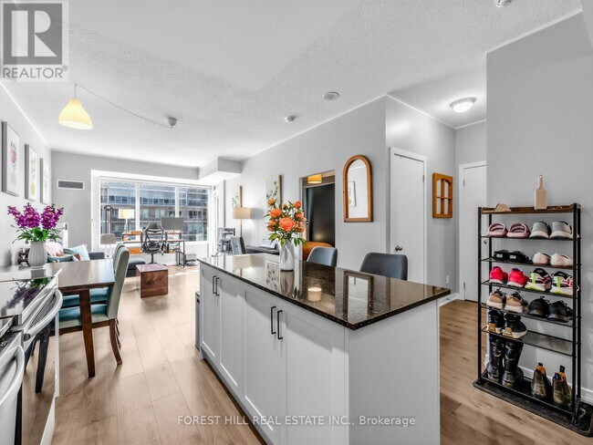 Photo - 55 E Liberty St Unité 1911