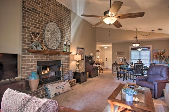 Photo - 104 Woodhaven Ct Unit 104