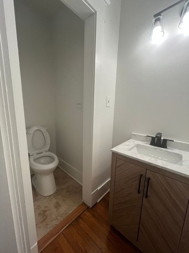 Photo - 123 Stonewall St Unit 4