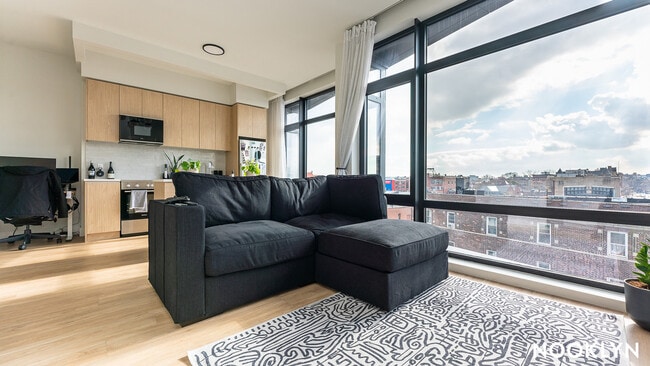 Building Photo - 11 Herkimer St