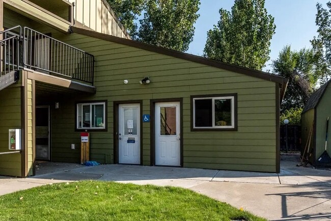 Photo - 2210 SW 19th St Unidad 50