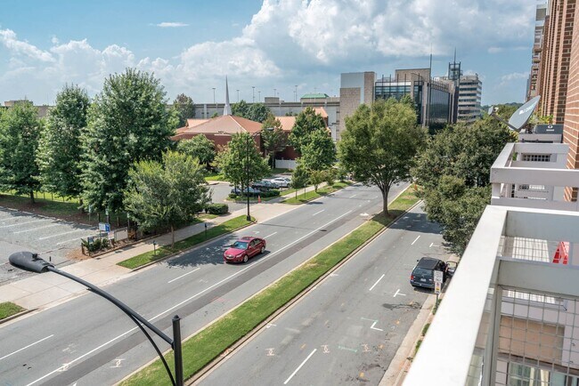 Photo - Great One Bedrooom in the Gateway Lofts!