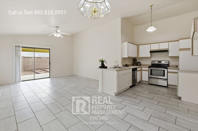 Photo - 8563 W Mission Ln