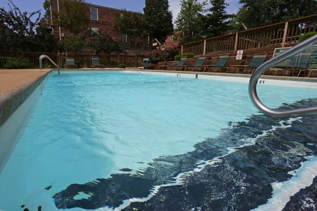 Piscina - Heatherbrook