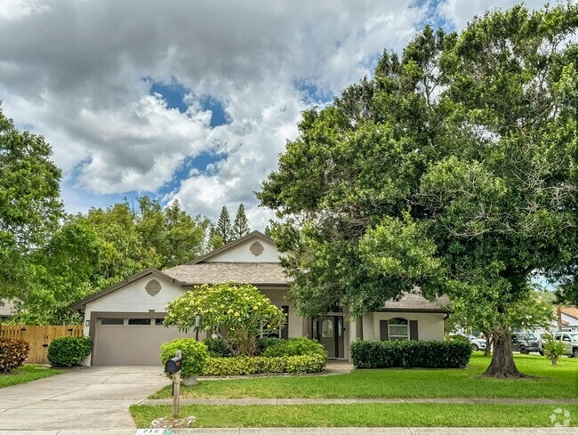 Building Photo - 712 Sunflower Dr Rental