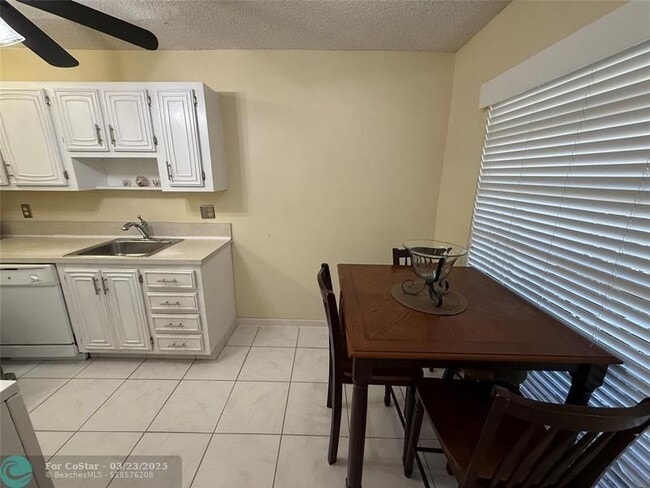 Photo - 8540 Chevy Chase Dr