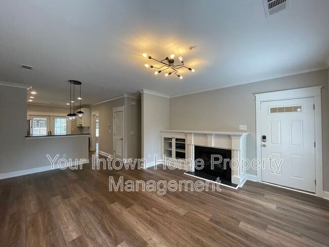 Photo - 655 Mead St SE Unidad #67