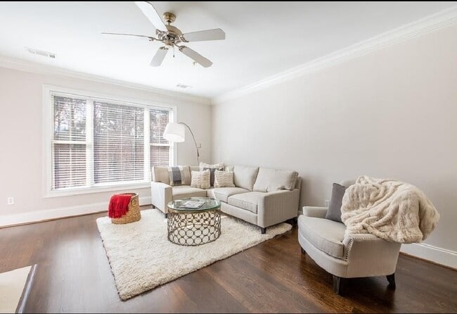 Photo - 2300 Peachford Rd Unit 1302