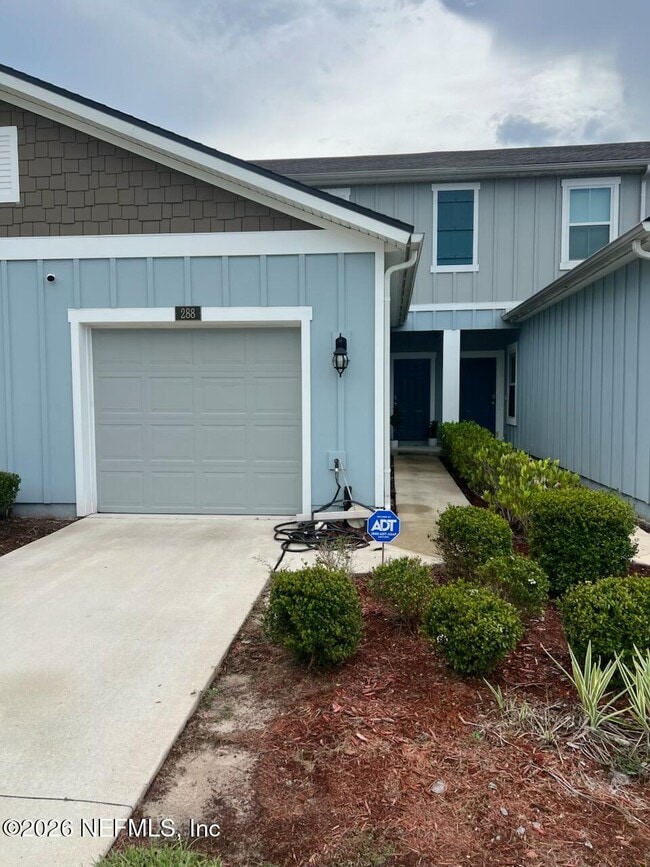 Building Photo - 288 Aralia Ln