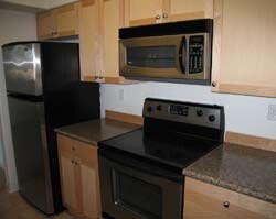 Kitchen - RM Rosemont Apartments
