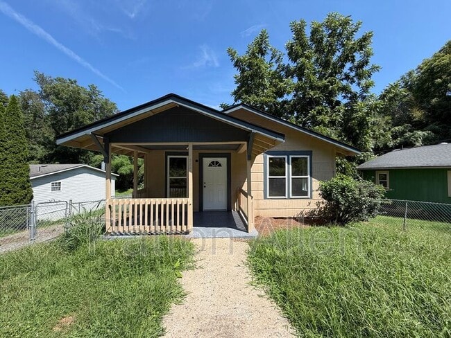 Photo - 152 Ardmore St