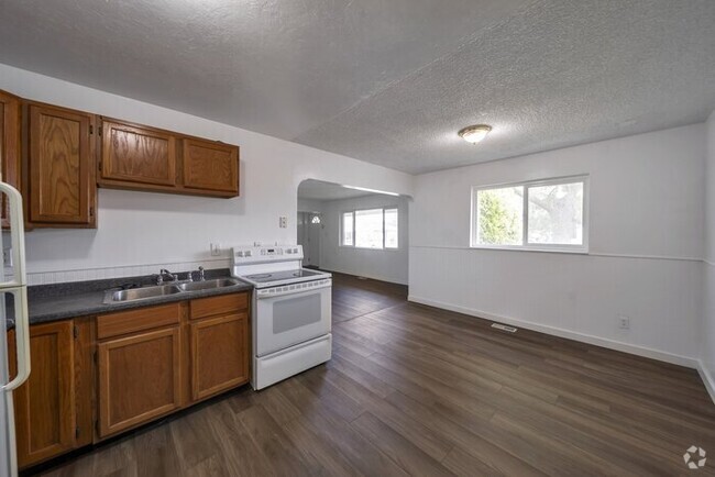 Building Photo - 4828 S 4380 W Rental