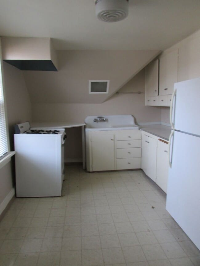 Photo - 11 N Franklin St Unit 4