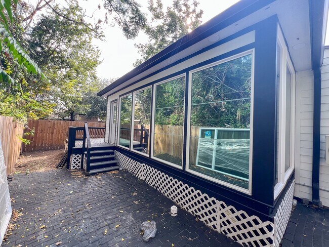 Photo - 4605 Orange St