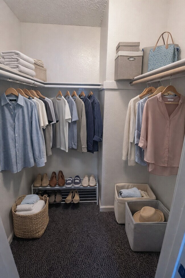 Photo - La Loma Terrace