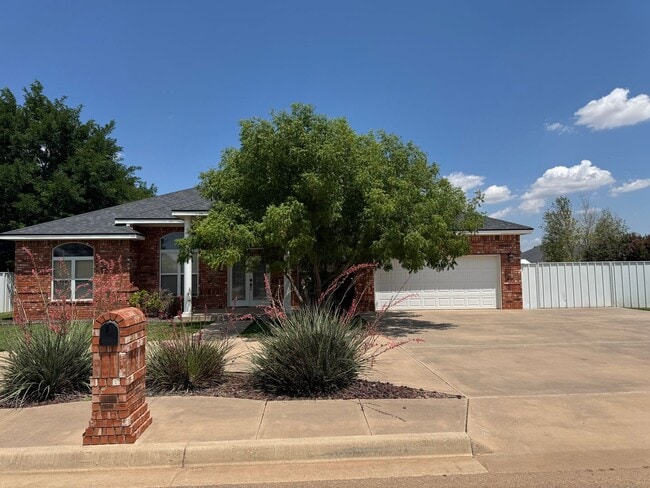 Beautiful 4 bedroom, 3 bath home for rent - Beautiful 4 bedroom, 3 bath home for rent