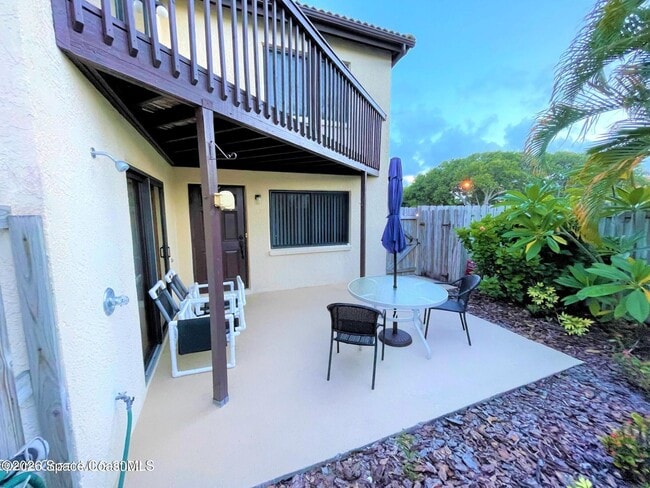 3291 River Villa Way