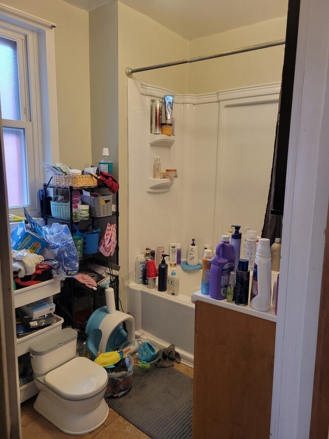 Photo - 429 Chestnut St