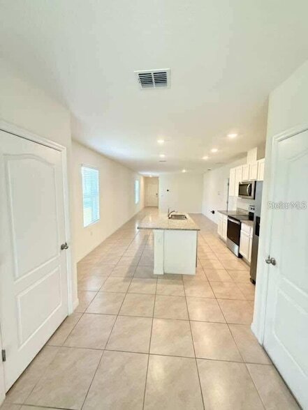 Photo - 6877 Botanic Blvd