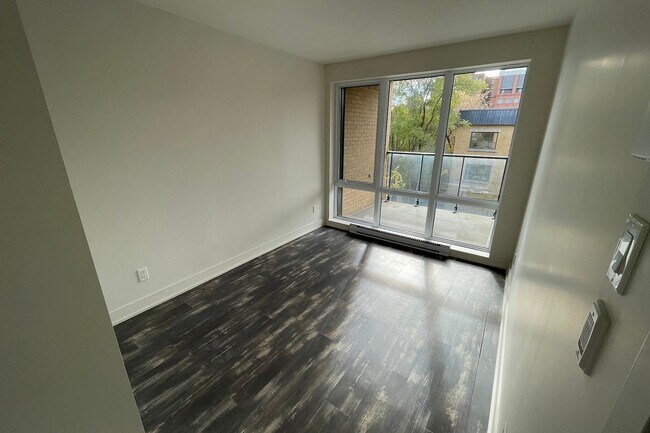 Photo - 2085 Av Av Papineau, Unit 308