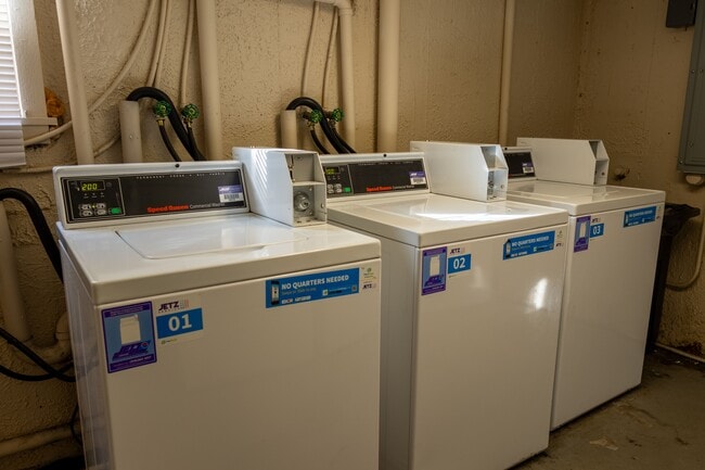 Photo - College Hill Flats