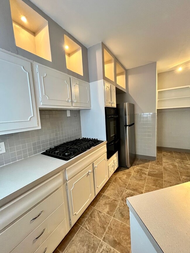 Photo - 104 Linwood Ave Unit 1