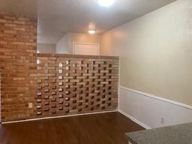 Photo - 708-714 E Pecan St Unidad 710 E Pecan St
