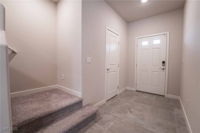 Photo - 3823 Corellia Ave