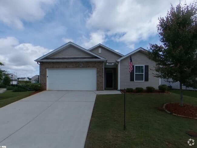 Building Photo - 210 Sweetgrass Ln Rental