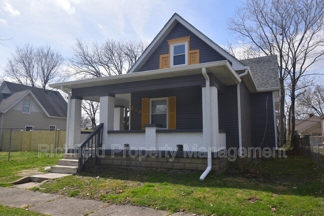 Photo - 218 N Tacoma Ave