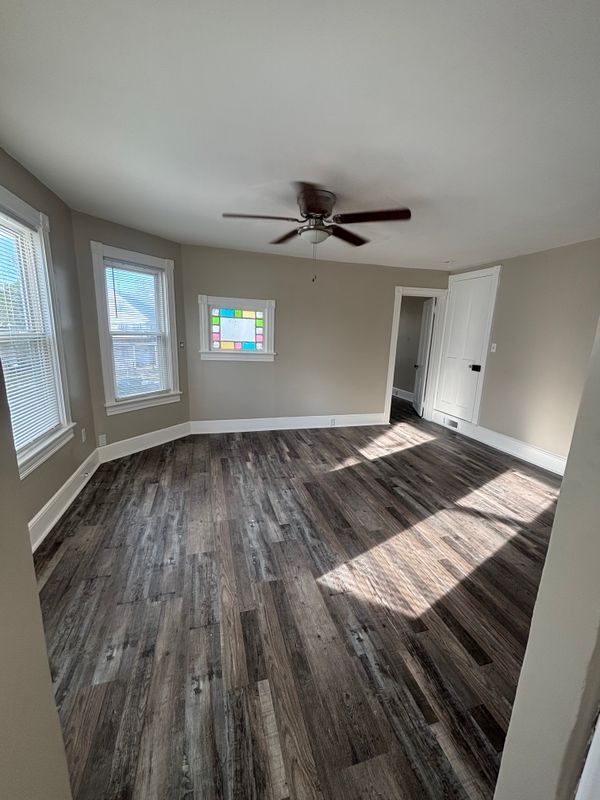 Photo - 207 W Main St
