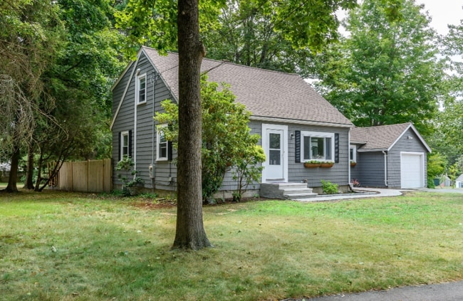 Photo - 7 Ferndale Rd