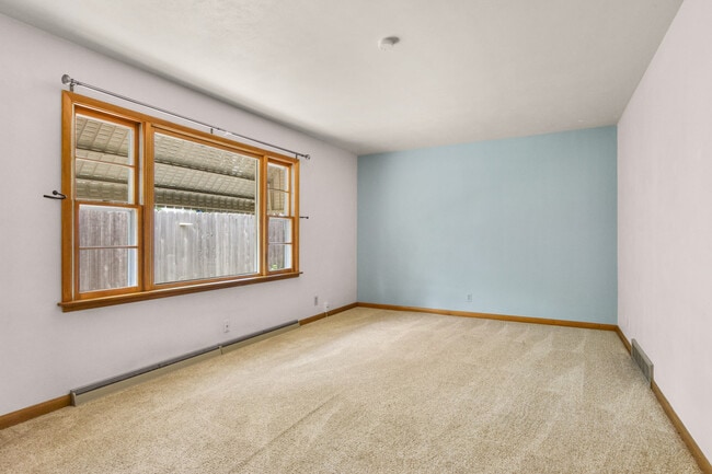 Photo - 1826 Schlimgen Ave Unit 1826