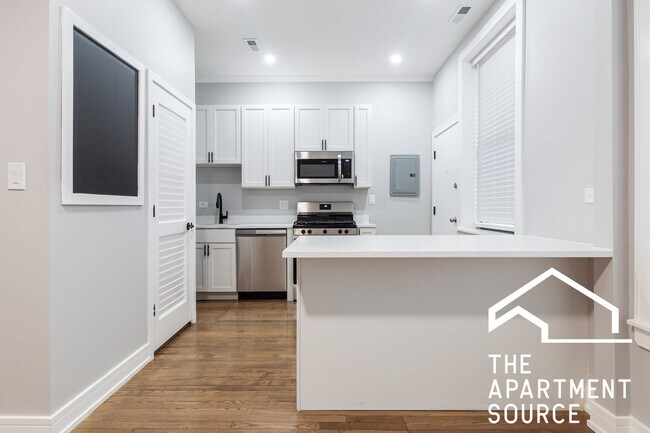 Photo - 3842 N Wilton Ave Unit 1