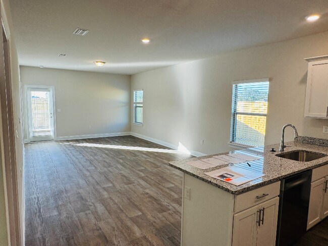 Photo - 13647 Logan Pl