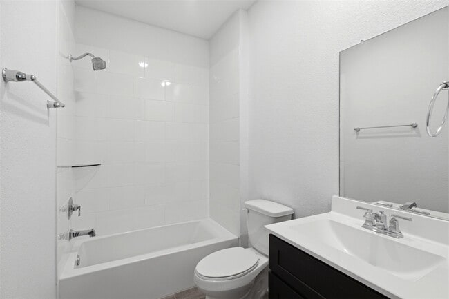 Building Photo - 6815 Ivory Sedge Trl