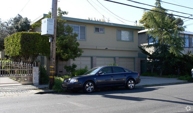 219 Jackson Ave