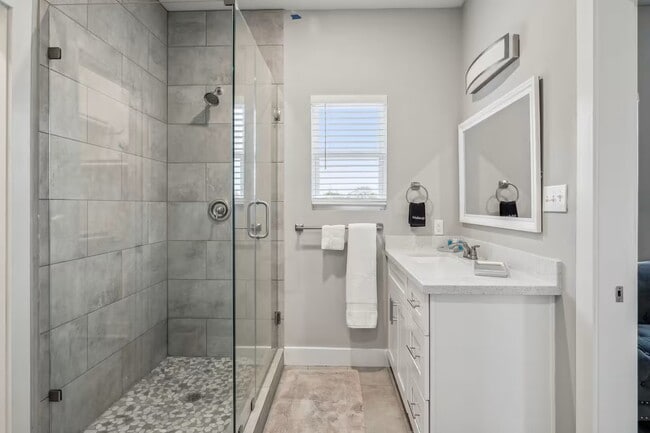 Photo - 2502 Sam Wilson St