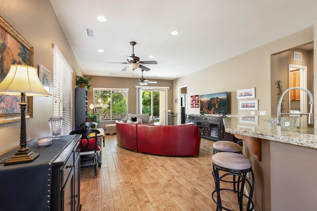 Photo - 41412 Calle Pampas