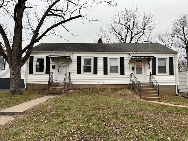 Building Photo - 10225-27 St. Katherine Ln. Unit 10227 St. Katherine