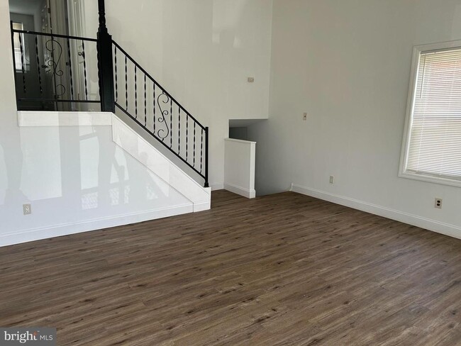 Photo - 126 Fronefield Ave