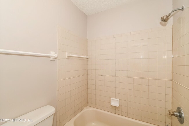 Photo - 5118 Somerton Ct