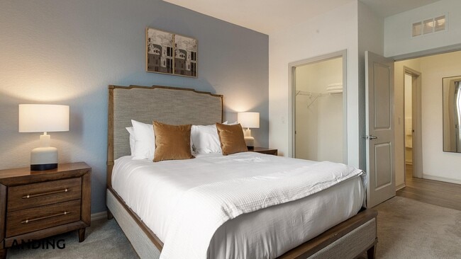 Photo - 9301 Summit Centre Way Unit 1223