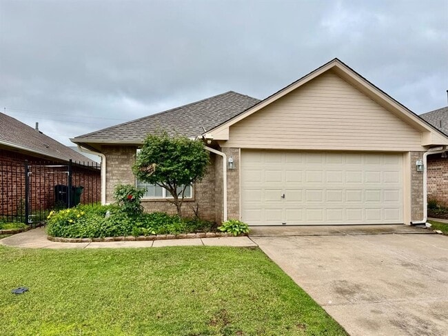 Photo - 1300 NW 138th St House
